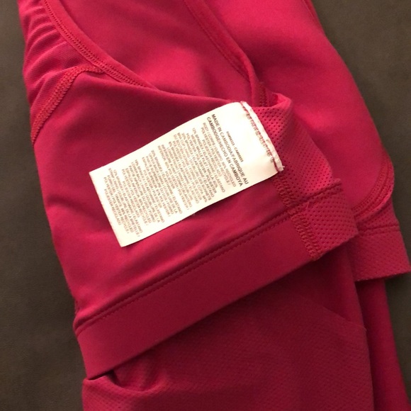 nwot - NIKE top - Picture 8 of 9